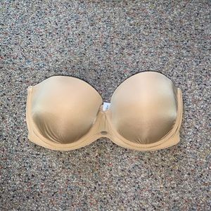 Nude Strapless bra